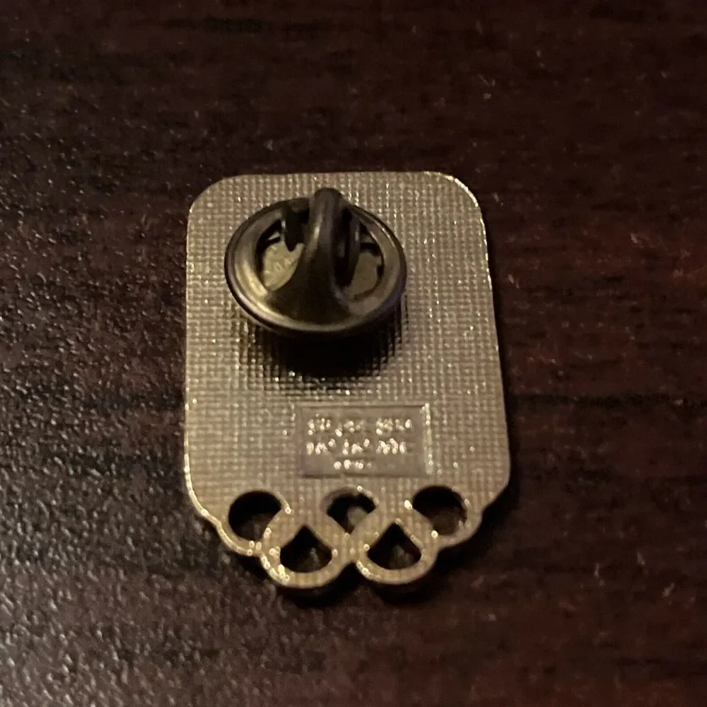 1996 Atlanta Olympics Volleyball Event Team USA Lapel Hat‎ Pin